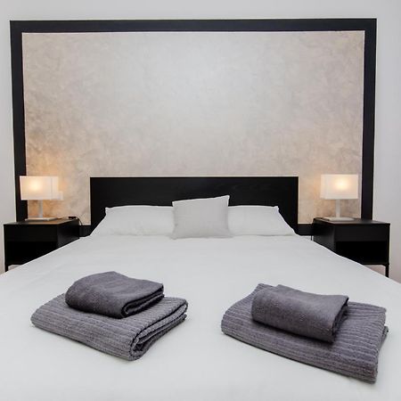 Silver Room Milan Bagian luar foto